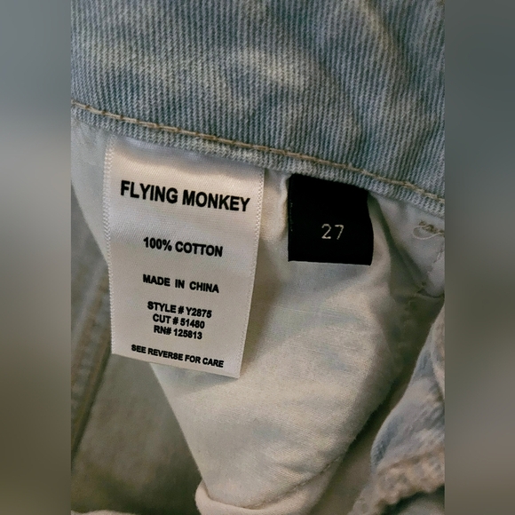 Flying Monkey Reform High Rise Mom Jeans Light Blue 27/5 Inseam 27 Raw Hem Nwt - Picture 10 of 13
